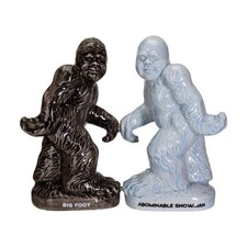 Bigfoot Ceramic Salt & Pepper Shakers Set Home & Kitchen Collectible picture
