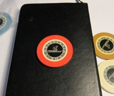 1937 THE CHRISTIANIA CASINO, SUN VALLEY, IDAHO CORAL CREST & SEAL ROULETTE CHIP picture