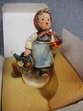Vintage Goebel Hummel Figurine Visiting an Invalid 470 Club Exclusive 1984 picture