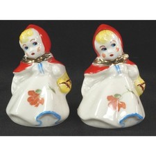 Vtg Hull Pottery Little Red Riding Hood Salt & Pepper Shakers 3.24