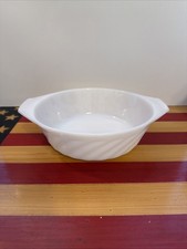 Anchor Hocking Fire-King SWIRL Anchor White Individual Open Casserole handled picture