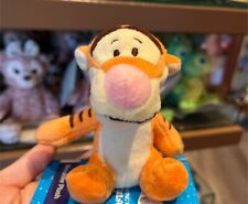 Hong Kong Disney genuine Tigger  Shoulder Plush Magnet Winnie The Pooh picture