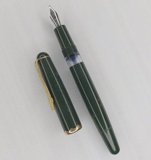 MONTBLANC Monte Rosa 042, pen, nib size OM, dark green, rare picture