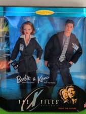 Mattel Barbie & Ken The X-Files Fight the Future Giftset 1998 (Scully & Mulder) picture