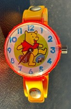 Vintage 1970s Walt Disney Productions Winnie the Pooh Watch Moving Bees Working picture