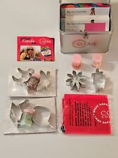 Great American Cookie Collection Home Baking Recipes Cards, cookie cutters & box picture