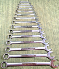 Craftsman U.S.A. -V- Series (16) Pc. SAE Combination Wrench Set - Up To 1-5/16