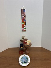 9 Vintage Walt Disney World Matchbook Lot Most Are Un-struck Epcot And More picture
