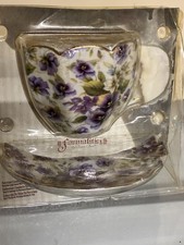 Formalities By Brush Pansy Porcelain Candle picture