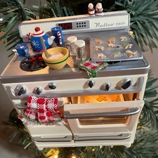 VTG Hallmark Christmas Cookie Bake Oven Scented Tree Ornament and FRAGRANCE 2004 picture