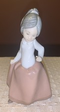 NAO Lladro Girl Figurine 1980 picture
