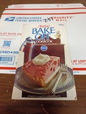 Vintage 1977 Pillsbury America's Bake Off Cookbook picture