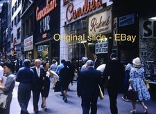 1960 NYC 34th Street Storefronts Crowds Neon Signs Kodachrome Slide picture