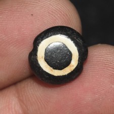 Ancient Etched Agate Stone Dzi Luk Mik Bead with Eye in good Condition picture