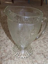 Vintage JEANETTE GLASS Iris & Herringbone Clear Glass Pitcher Excellent picture
