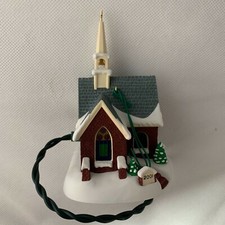 Hallmark Keepsake Magic Collectors Candlelight Services 2001 Christmas Ornament picture