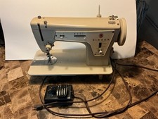 VTG Singer Fashion Mate 237 Sewing Machine w/ Carrying Case & Pedal / electrical picture