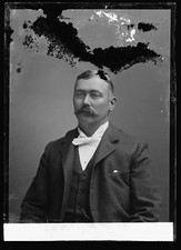 Photo:Geo. Zurhorst Portrait Cabinet Photo picture