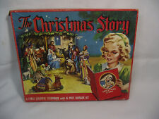 VINTAGE 1952 WARNER  PRESS THE CHRISTMAS STORY BOOK W/ MANGER  PUNCH OUT BOXED picture