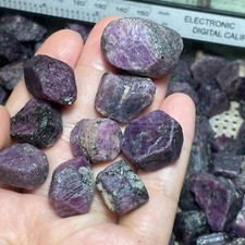 1kg  Ruby  Mozambique -  Ruby Corundum stone - Red Sapphire Unprocesse picture