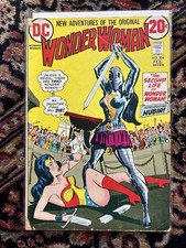 Wonder Woman #204 1973 DC Comics 1st Appearance Nubia Classic Costume Key picture