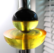 VTG MCM GEOMETRIC LUCITE Sculptural Table Lamp Chrome / Amber / Black 18
