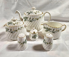 Minton Greenwich S-705 Bone China 5pc Tea Set w/ Creamer, Sugar, S&P, Toothpick picture