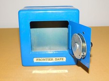 VINTAGE TOY 5 1/4