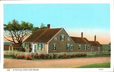 Cape Cod Typical House home Street View Aunt Hannah's Kings HWY Postcard Unused picture