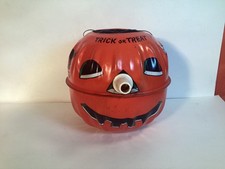 VINTAGE HALLOWEEN U S METAL TOY TIN PAIL JOL NOISEMAKER 3 IMAGE BACK WHISTLE picture