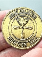 Vintage U.S.A.F. Enlisted Heritage Hall College For Enlisted PME Challenge Coin  picture