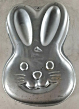 Easter Bunny Face Cake Pan Aluminum Wilton #2105-2074  picture