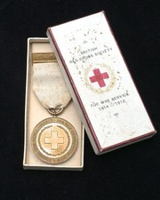 WWI British Red Cross Society War Service Medal in Original Box, Maker Marked picture