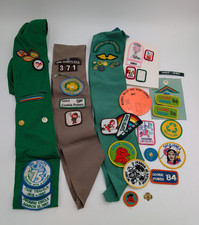 Vintage Girl Scout Sash With Patches Badges Brownie 80s Lot picture