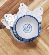 Vintage Pfaltzgraff Yorktown Measuring Cups Set of 4 Stoneware - RARE picture