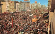 New Orleans LA Louisiana Mardi Gras Canal Street Parade Crowds Vtg Postcard 26A picture