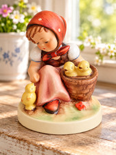 Goebel M.I. Hummel Chick Girl HUM 57/0 TMK-6 W Germany 1982 Figurine 3.5in picture