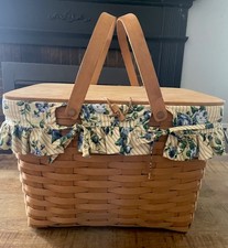 Vintage 1997 Longaberger Large Lidded Picnic Basket w/Lid and Rose Trellis Liner picture