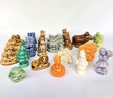 Wade Whimsies Figurine Lot 33 Pieces Multiples Animals Holidays England picture