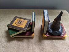 Harry Potter Bookends. A Hat & A Stack Of Books. Enesco 2000. #823260 Pre-owned  picture