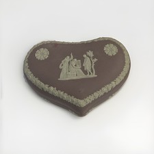 Vintage Wedgwood Jasperware Heart Candy Trinket Box Pink Lilac Lavender 5