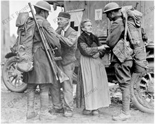 WWI 1918 American 308th & 166th Infantry Soldiers France Historic Photo picture