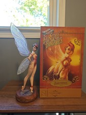 Sideshow Collectibles Fairytale Fantasies Collection Tinker Bell 12 in Figurine picture