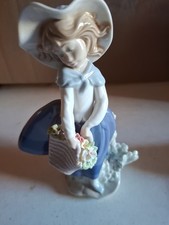 Lladro Porcelain Figurine Pretty Pickings #5222 Girl With Basket Of Flowers picture
