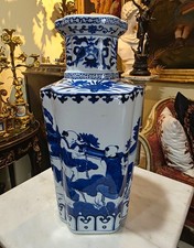 Chinese Blue White Porcelain Vase Hand Painted Figures Kangxi Mark 14