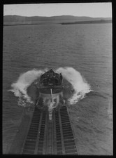 Photograph LAUNCHING THE LIFEBOAT C1900 Magic Lantern Slide ANTIQUE picture