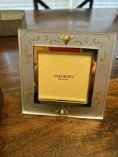 NIB Mikimoto Satin Lucite Gold Trim Photo Frame Two Genuine Akoya Pearls 4