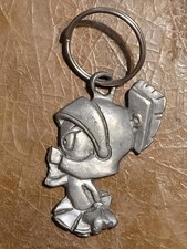 VTG 1995 MARVIN the MARTIAN Silver Pewter Keychain, K1478 Rawcliffe, Preowned picture