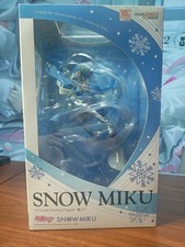 Hatsune Miku Snow version 2018 Figure Good smile Company 1/7 Scale picture