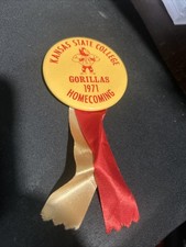 VTG 1971 PITTSBURG STATE GORILLAS HOMECOMING PIN BUTTON picture